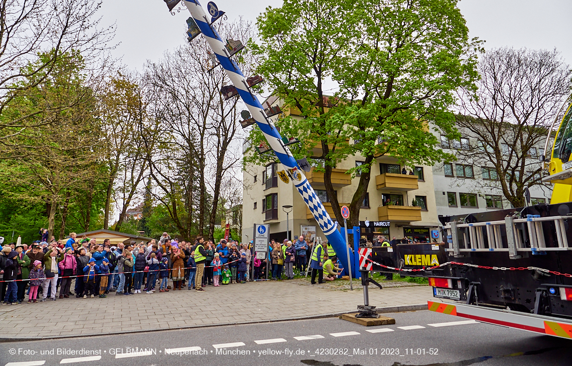 01.05.2023 - Maibaumaufstellung in Berg am Laim